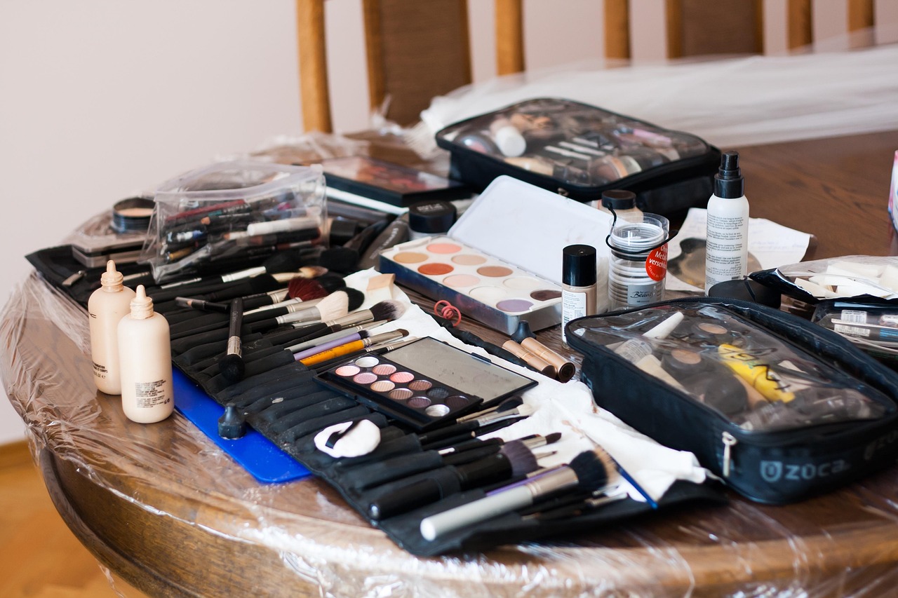 makeup, before, wedding, brushes, makeup, makeup, makeup, makeup, makeup-792129.jpg